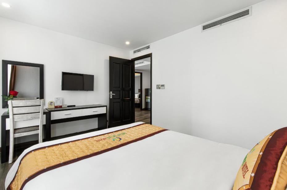 J&B Hotel & Apartment Da Nang Exterior photo